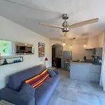 Cala Di Sole Lecci Apartamento *